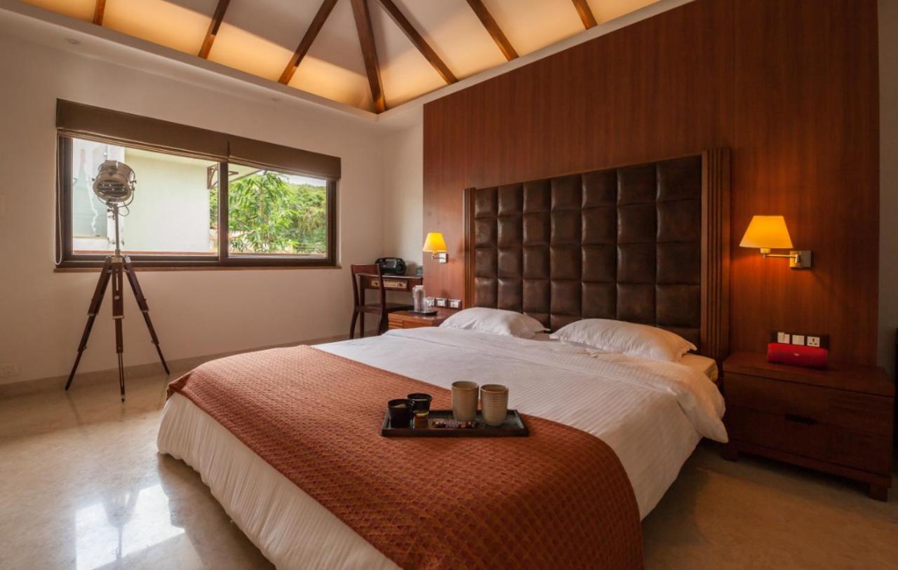 Frangipani Villa Anjuna Exterior photo